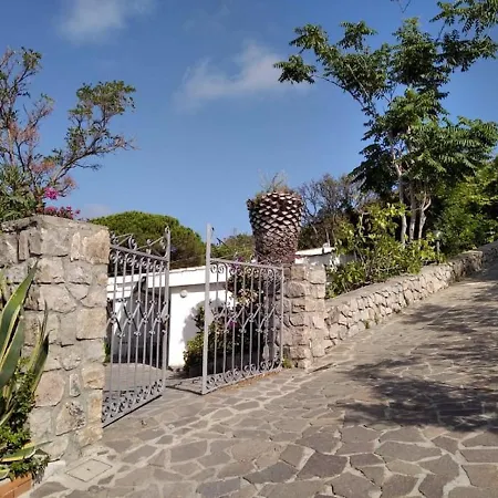 Beautiful Bilo For 2 Or 3 Pax Closed To The Innamorata Apartment *